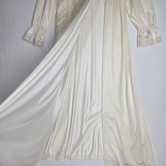 VTG Gilead Peignor Robe Sz L Ivory Satin Lace Accents High Neck Button - Picture 7 of 14
